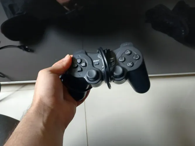 Controle ps2 quase novo