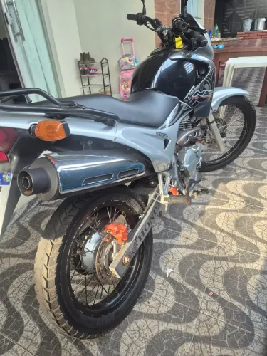 Honda não 400
