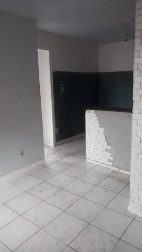 Casa alugar em Lauro de Freitas, primeiro andar 