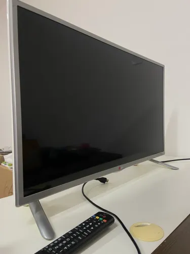 TV LG 32? LED 32LB560B + Controle | Excelente Estado | HDMI | USB