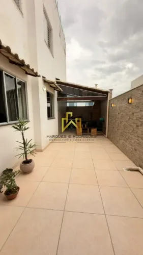ÁREA PRIVATIVA COMPLETA POR APENAS R$ 359 MIL!