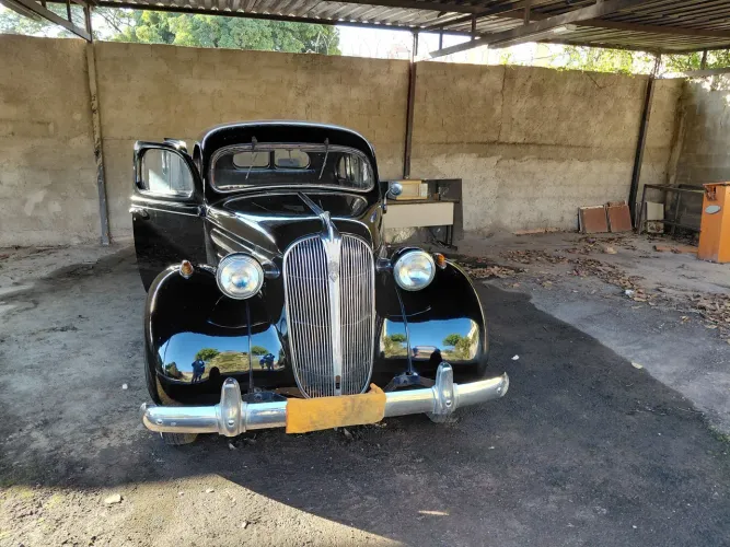 Plymouth Sundance 2.5 1950