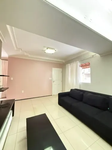 Casa em Condomínio com Quintal Amplo perto da Av. Mario Andreazza