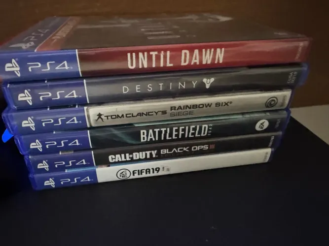 PS4 SLIM 1TB + 2 CONTROLES ORIGINAIS + 6 JOGOS *aceito cartão
