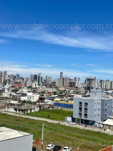 Aluguel Anual Itapema SC, 2 dormitórios com Lazer