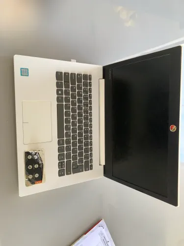 ? VENDO NOTEBOOK LENOVO IDEAPAD 320 ?