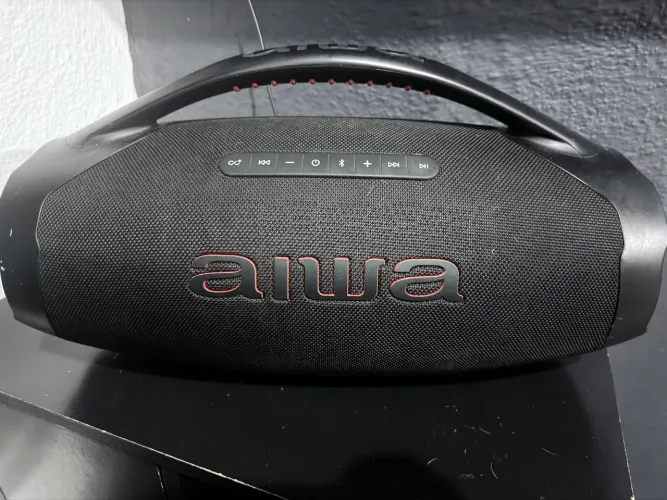 Caixa de Som Boombox Plus 200W  AIWA