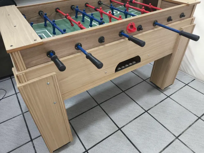 Mesa Totó profissional