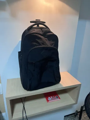 mochila duas rodas SESTINI (EXCELENTE ESTADO )