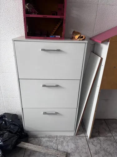 sapateira 3 gavetas espaçosa e moderna