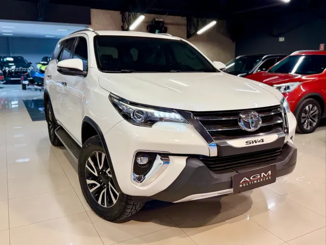 Toyota Hilux SW4 SRX Diamo. 4X4 2.8 TB DIE AUT 2019