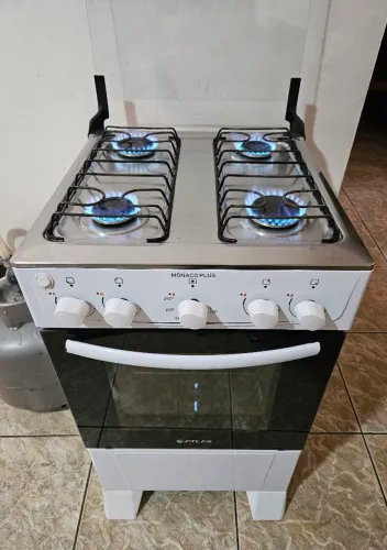 Fogão acendimento automático, Entrego também!!