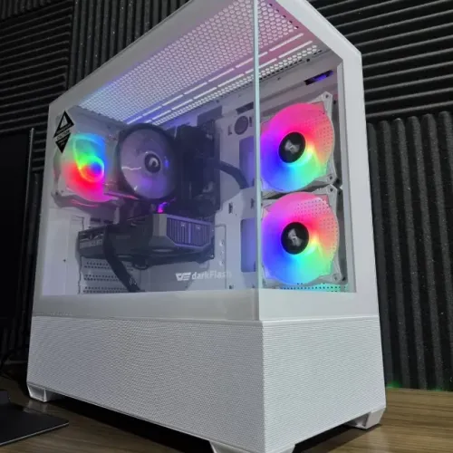 PC Gamer Ryzen 5 5600X RTX 5060 8GB 32GB RAM SSD NVMe 512GB B450M Branco