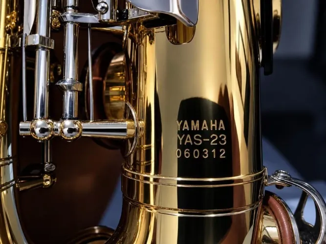 Saxofone Alto em Mi Bemol