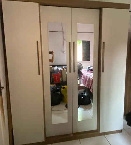 Guarda roupa