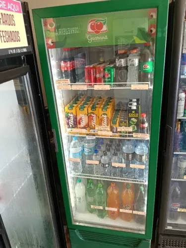 Freezer refrigerador expositor vertical metalfrio 550L 