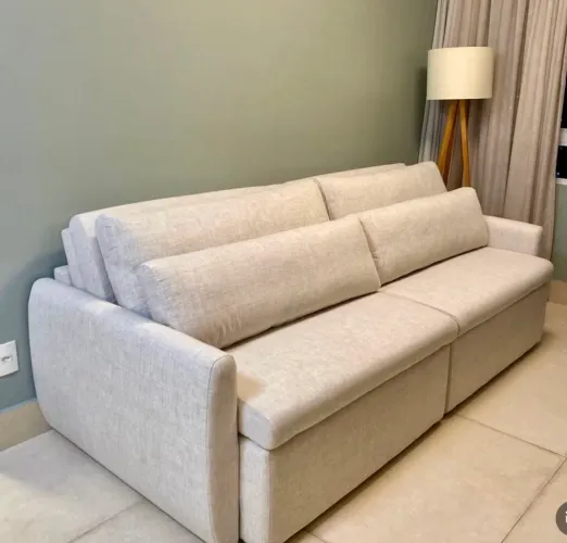Sofá 2,50 linho comprado há 2 meses por R$ 5.400,00 na CONFORT design tenho nota