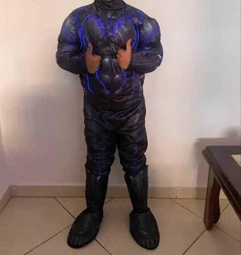 Fantasia pantera negra infantil com luzes Tamanho 8