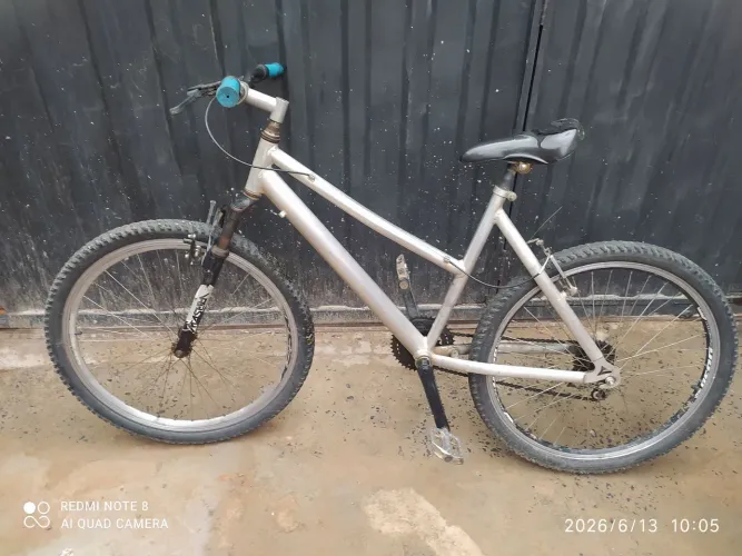 Vende se bicicleta