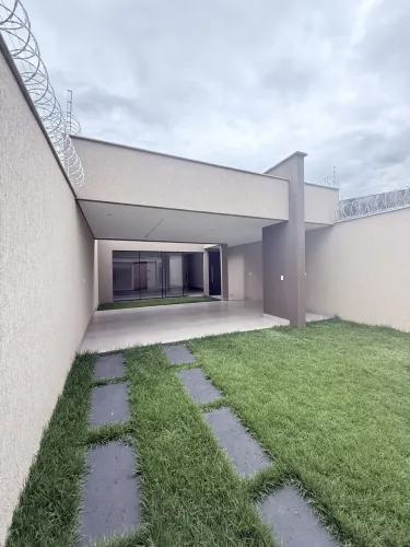 Casa, 3 quartos, 1 suíte, 145 m², 4 vagas no Jardim Maria Inês em Aparecida de Goiânia
