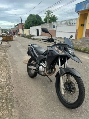 Xre 300 2023 