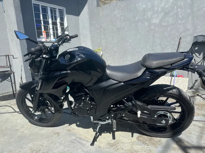 Fazer 250 impecável