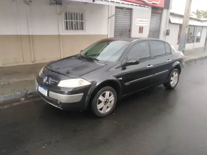 Renault Megane Sedan Dynamique Hi-flex 1.6 16V 2007