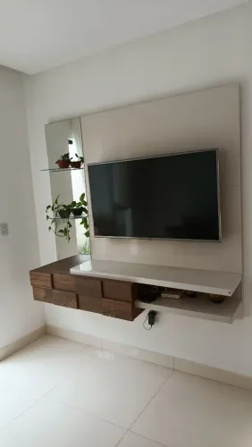 Painel home suspenso para Tv