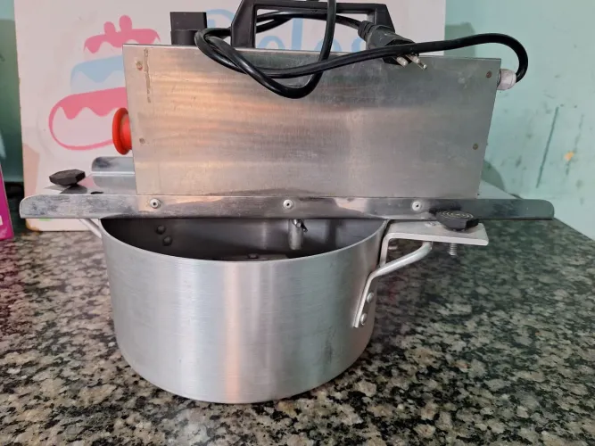 PANELA MEXEDORA DE DOCES! Á VISTA, PIX OU CARTÃO! CONTATO *