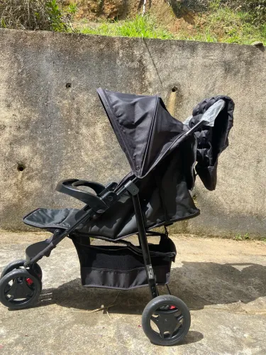 Carrinho de Bebê Cosco Kids Toffy - Preto Absoluto 