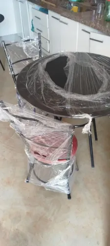 Mesas com 4 cadeira