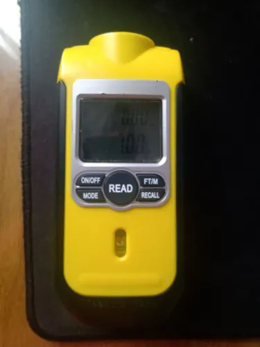 Trena Digital Medidor de Distância Ultrassônico DM220