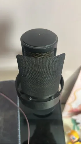 Vende-se microfone fifene