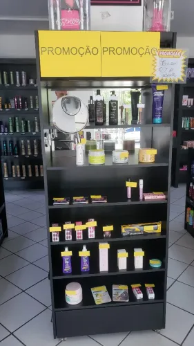 EXPOSITOR MAQUIAGEM COM ESPELHO E LUZ