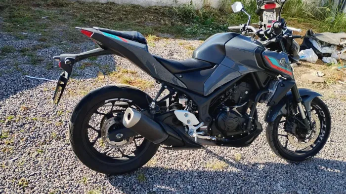 Yamaha mt-03 com ABS!!;