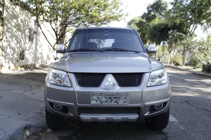 Mitsubishi Pajero TR4 2.0/ 2.0 Flex 16V 4X4 Aut. 2012