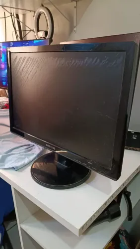 Monitor 19 polegadas funcionando perfeitamente 