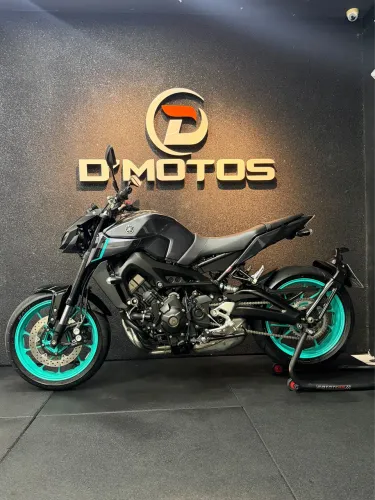 YAMAHA MT 09 - 2025 - Único dono