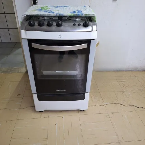 Fogão 4 bocas electrolux para botijao - retirar no bras