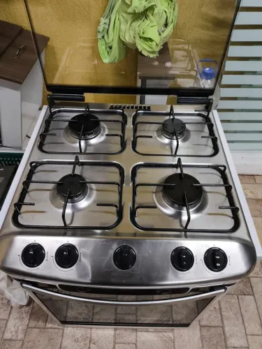 Fogão de embutir Brastemp unique.