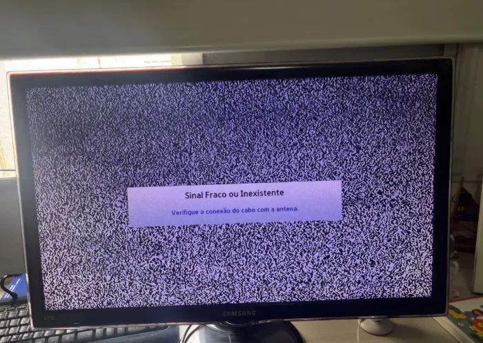 TV/ Monitor Samsung 27 polegadas