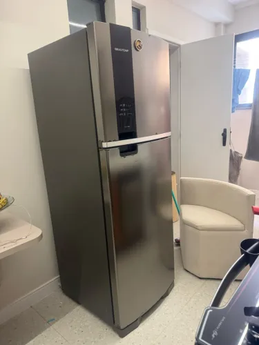 Geladeira Refrigerador Brastemp 375 Litros Frost Free Painel Eletronico INOX