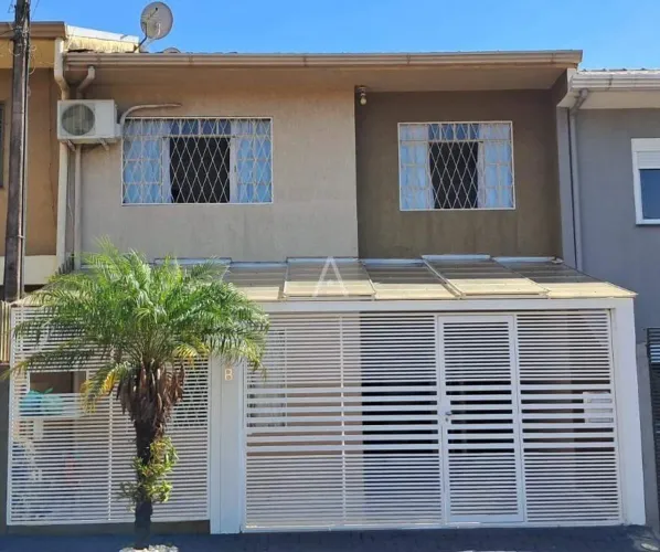 Sobrado à venda no Bairro Cancelli Cascavel/PR | 3 quartos (1 suíte) | Porteira fechada