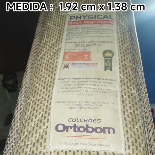 Vendo 2 colchões ( um ortopédico e um de espuma )