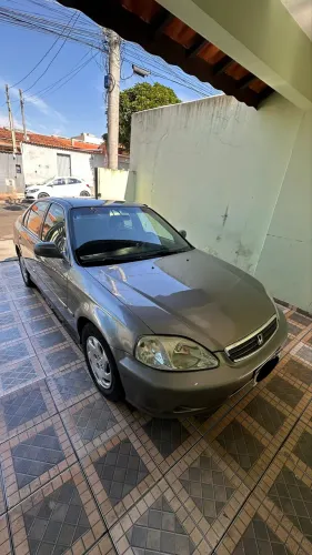 Honda Civic Sedan LX 1.6 16V Mec. 4P 2000