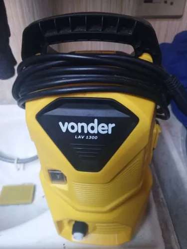 Vendo lavadora de alta pressão vonder