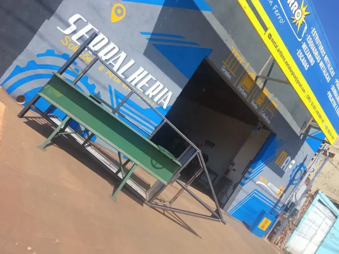 preciso de serralheiro