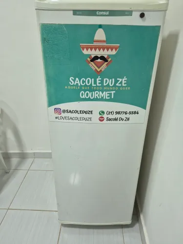 Vendo freezer 166 litros 
