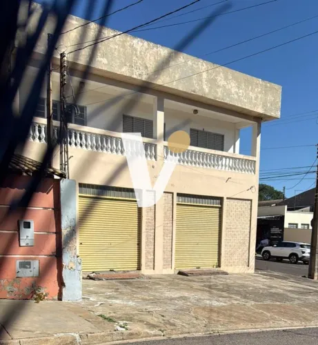 Casa Comercial para Venda em Presidente Prudente, Jardim Itaipu, 3 dormitórios, 1 suíte, 2