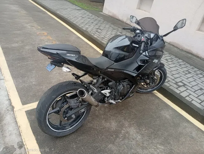 Kawasaki Ninja 400 2021